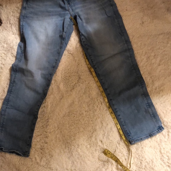 AE Flex Fit, Light Wash, 28x28 - Picture 3 of 8